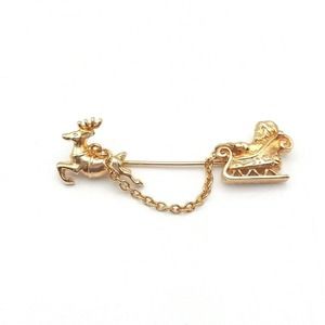 Vintage Avon Christmas Sleigh Chatelaine Pin Santa Reindeer Holiday 1983 Rare